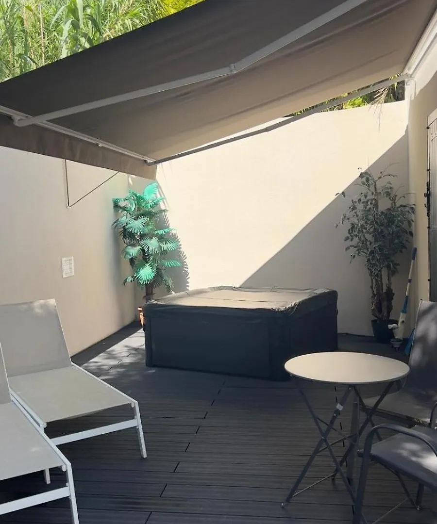 Cocon Classe 3 Etoiles - Love Et Detente - Spa Carpentras Villa