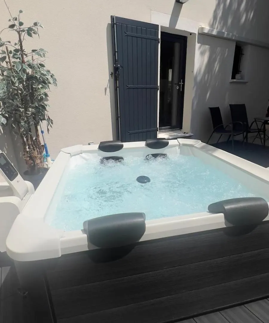 Cocon Classe 3 Etoiles - Love Et Detente - Spa Carpentras Frankreich